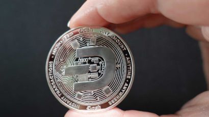 La teoria del mas tonto - criptomonedas y nft - Leon Kadoch - Panamá